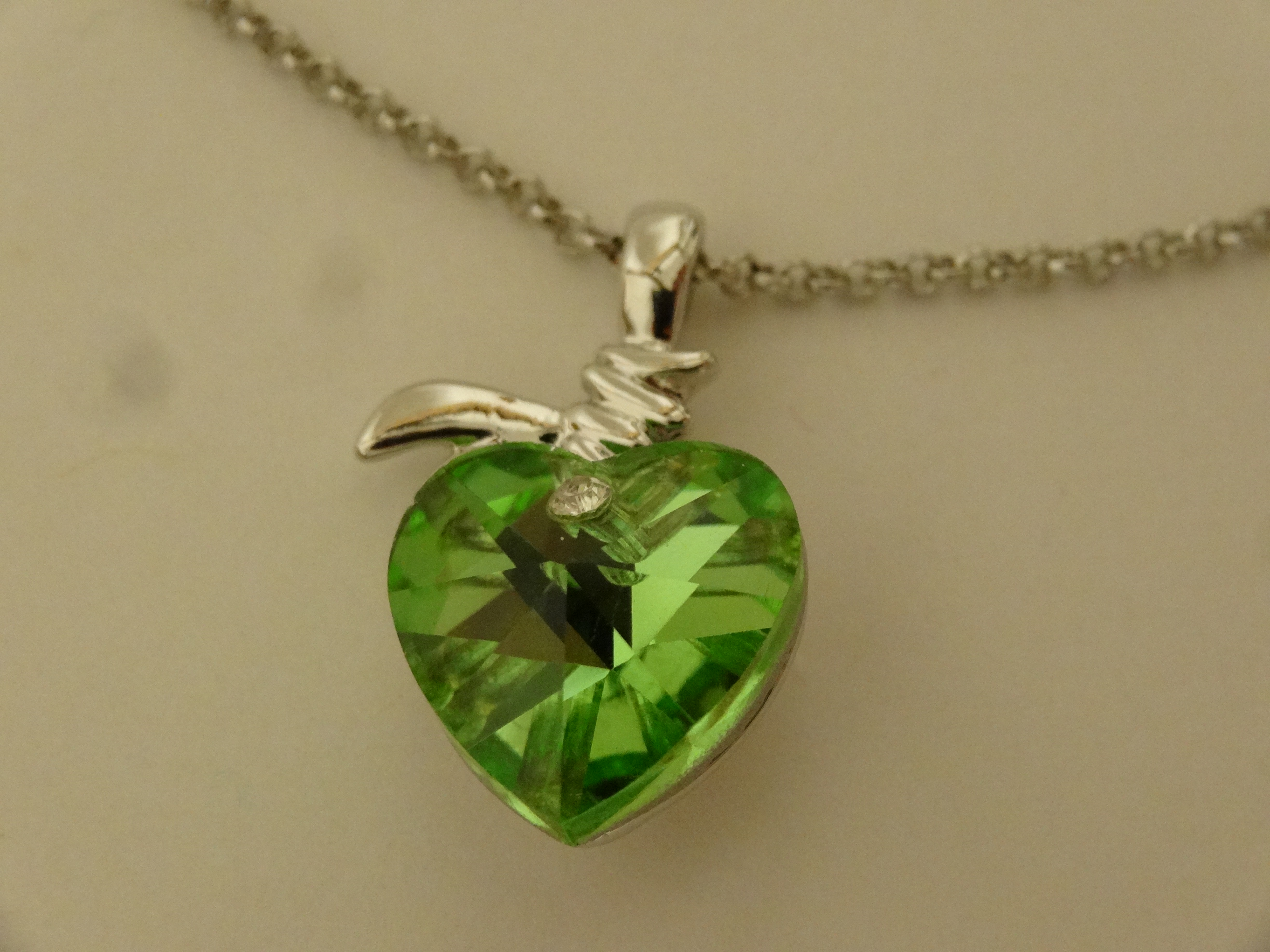 Light Green Crystal Pendant Necklace Set - Jewelberry Shack